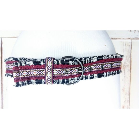 90s Aztec tribal print woven cloth fringe belt - Picture 2 of 3